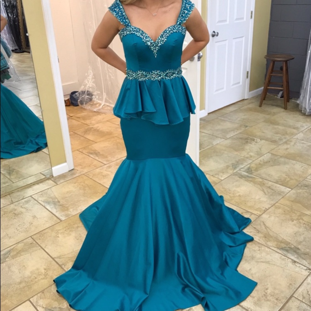 Teal Ritzee
